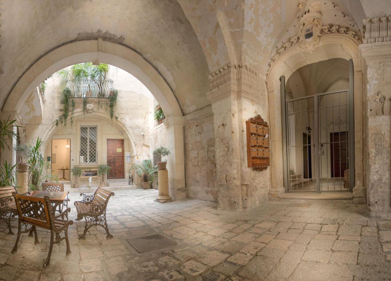 Forleo Historic Apartments - Treb Collection Lecce Kültér fotó